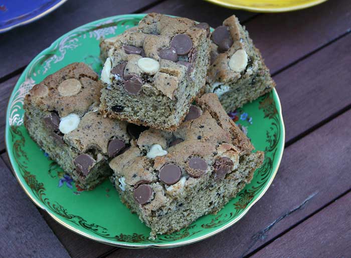 Oreo-and-Chocolate-Cookie-Slice