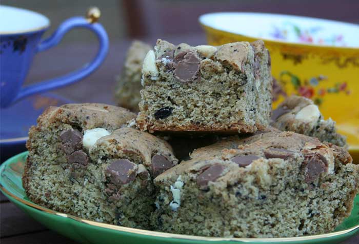 Oreo-and-Chocolate-Cookie-Slice