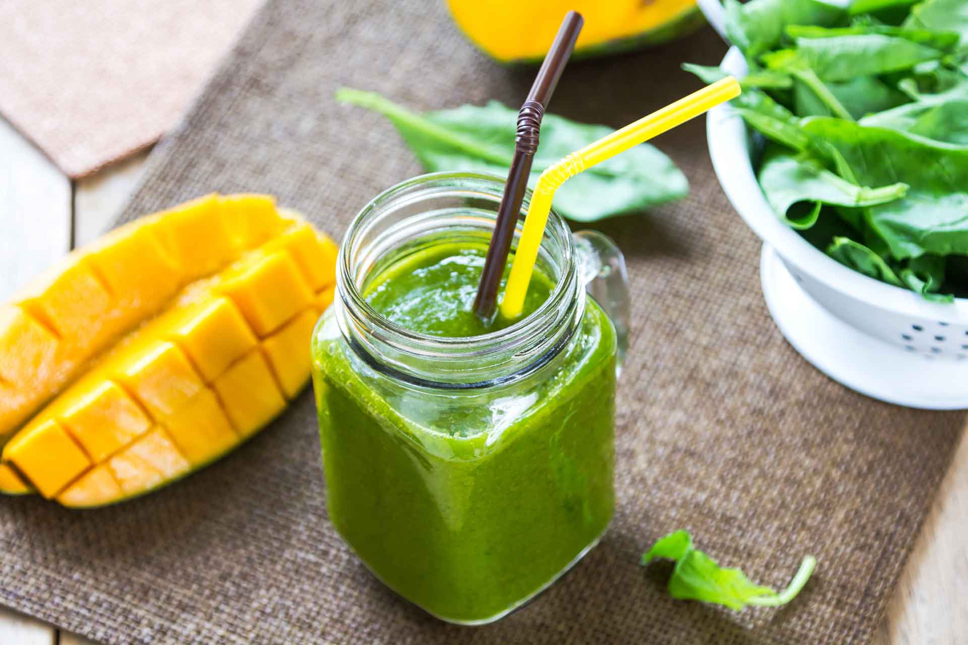 green-detox-smoothie