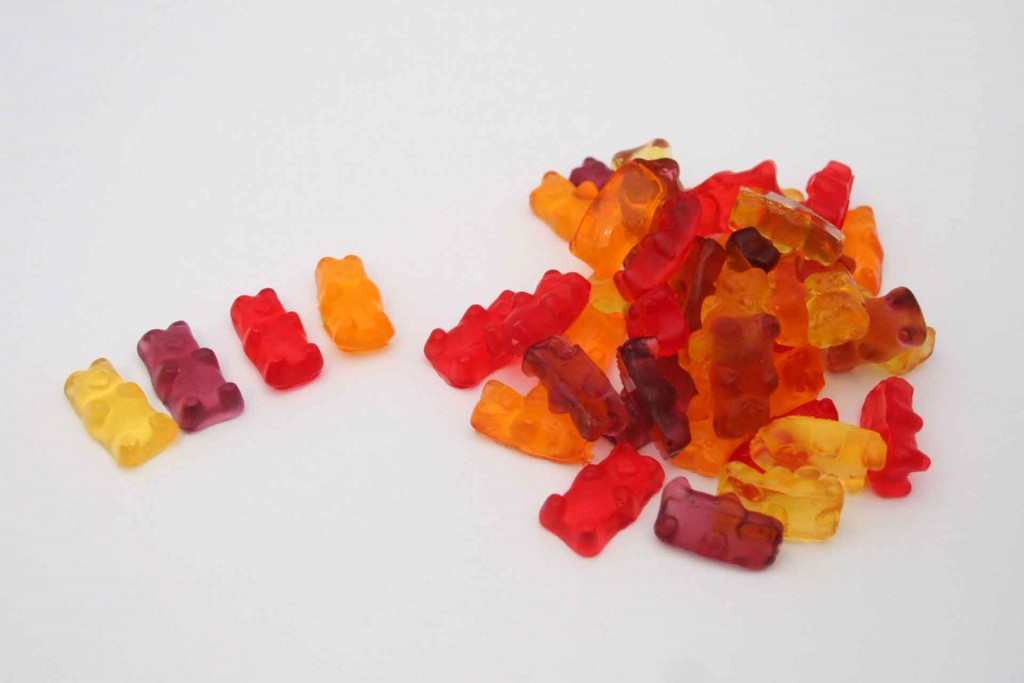 Low Calorie Gummy Bear Lollies Just 2 Ingredients! Mum's Pantry