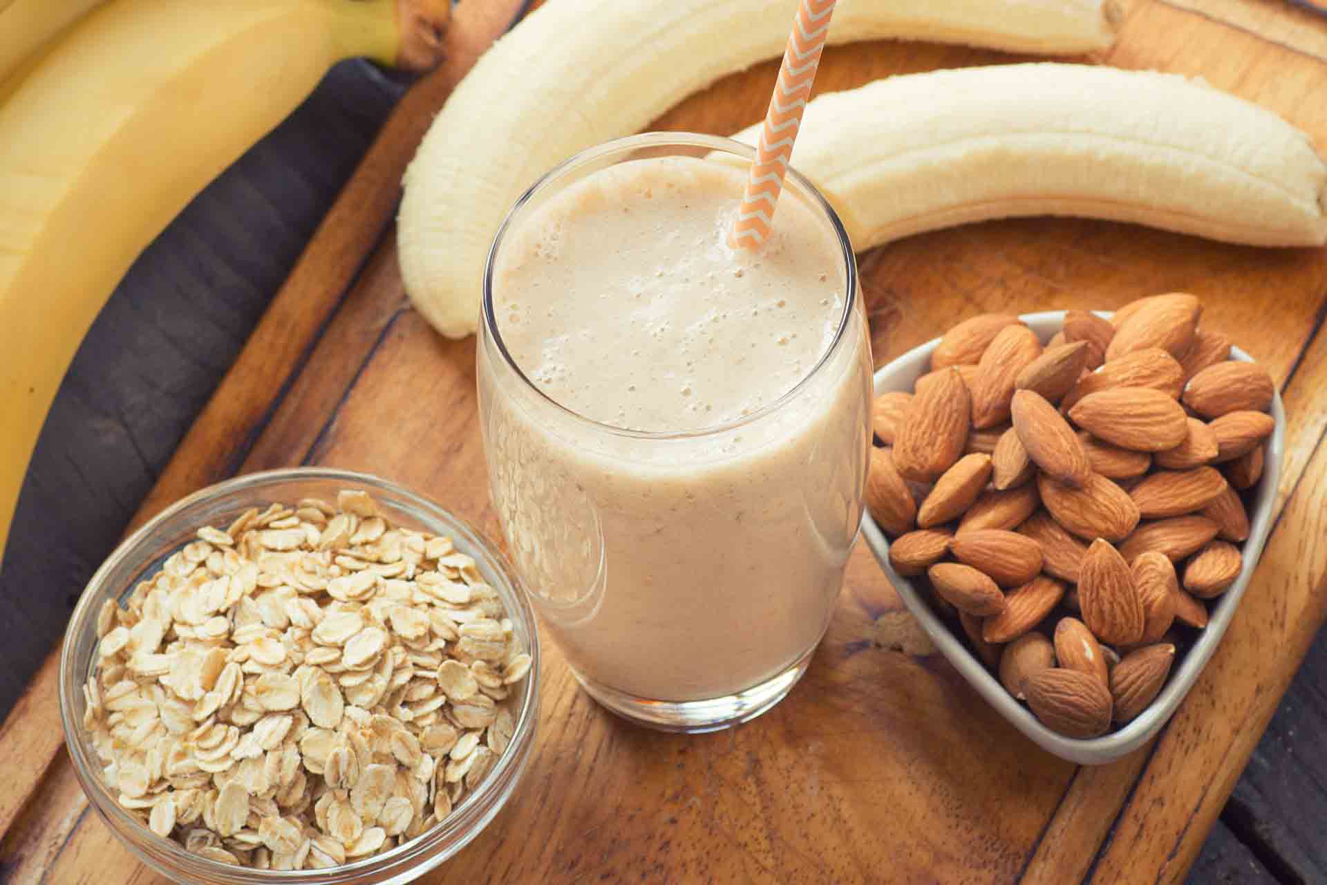 Banana, Almond and Oat Smoothie - Mum's Pantry