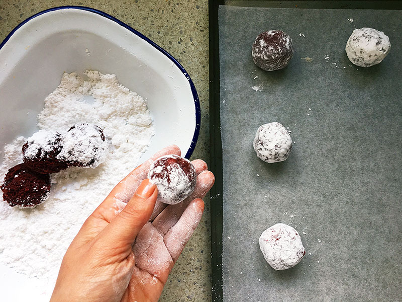 red velvet crinkle biscuit recipe 