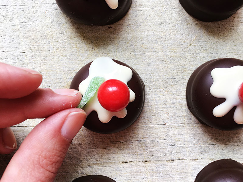 mini Christmas pudding biscuits