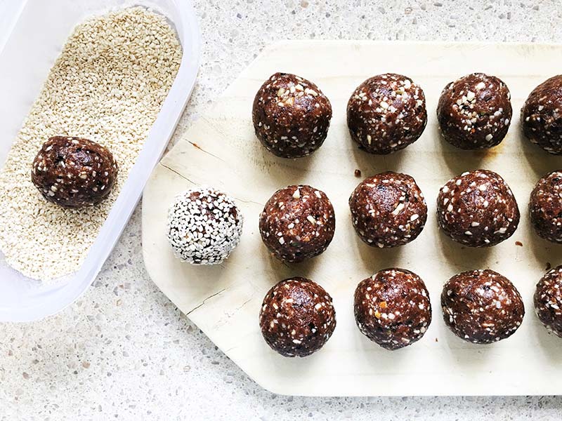 macadamia and almond bliss balls