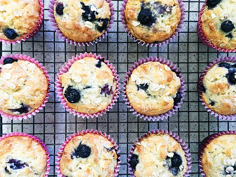 easy blueberry muffins with oats