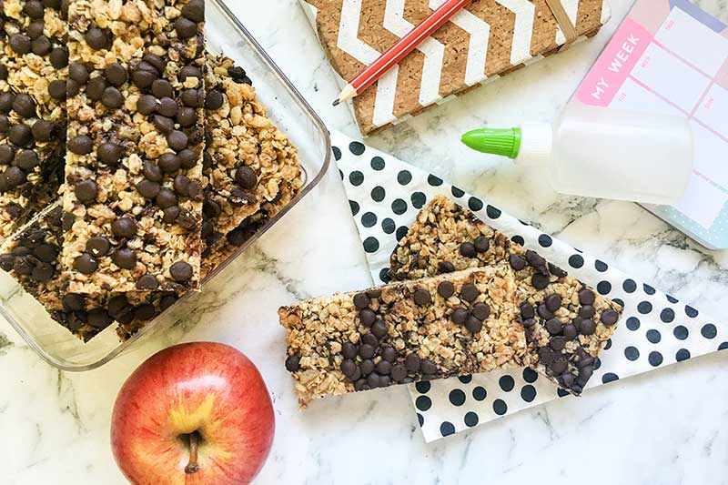 crunchy chocolate chip muesli bars recipe