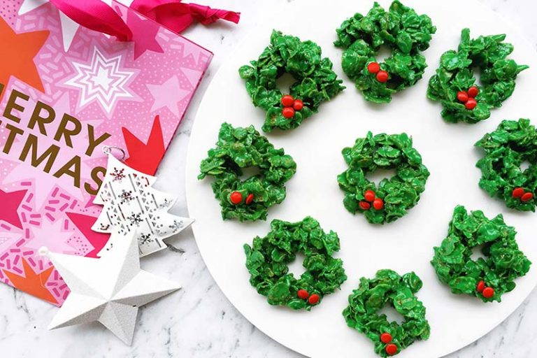 Marshmallow Christmas Wreaths For Your Sweets Table! Mum's Pantry