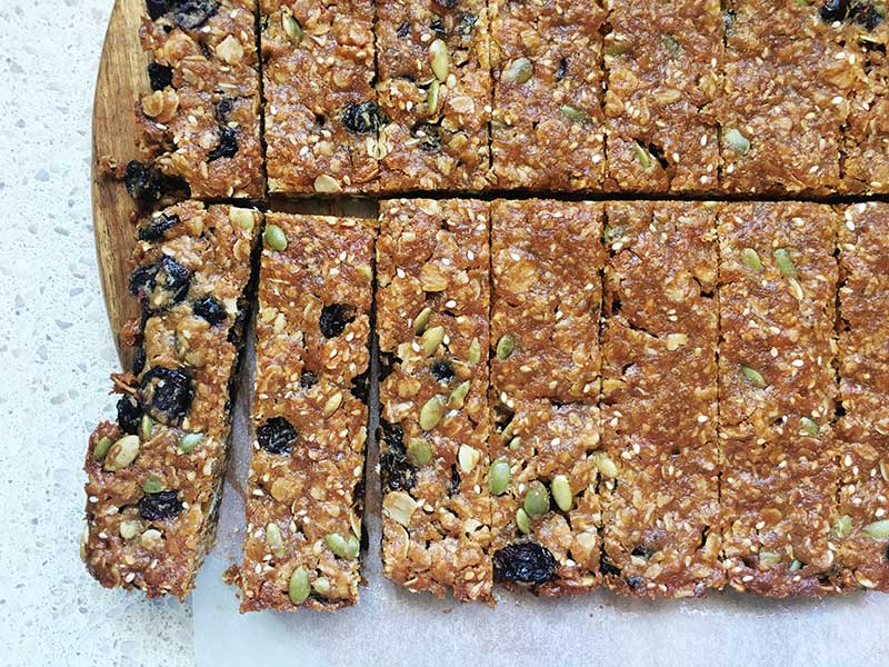 homemade muesli bars