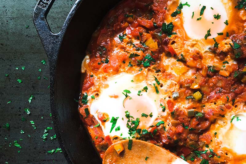 Shakshuka eggs