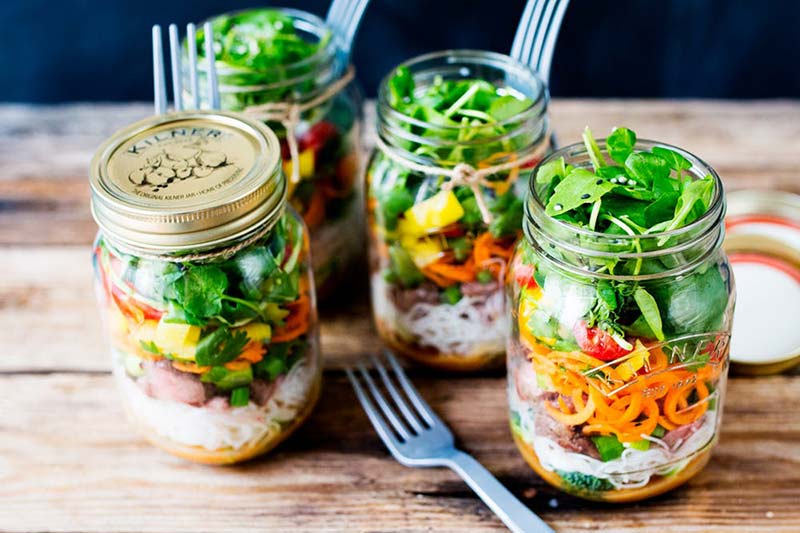 thai beef noodle salad jar